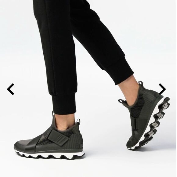 Sorel Shoes - Sorel Kinetic Sneak Alpine Tundra Black Size 8.5